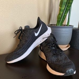 Nike zoom Pegasus running shoes
